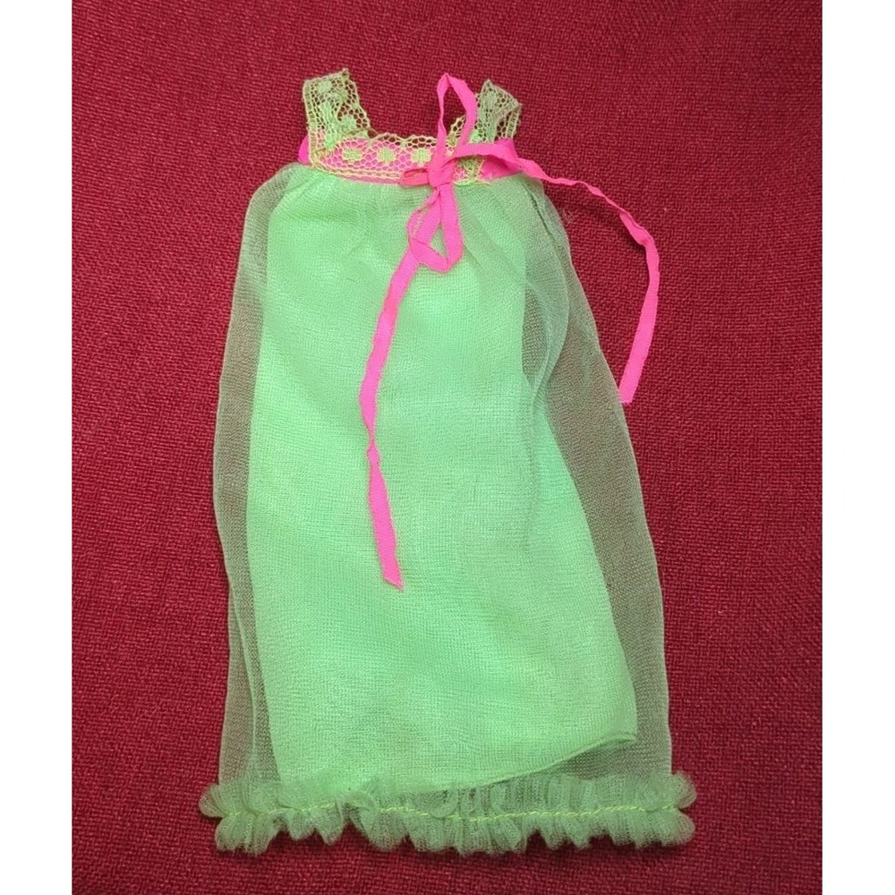 Vintage Barbie: SKIPPER #3473 Lullaby Lime ~ Green Nightgown No Slippers